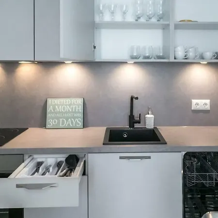 Kalamehe Modern 2 Near Center Апартаменты Пярну
