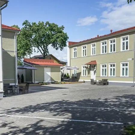 Kalamehe Modern 2 Near Center *