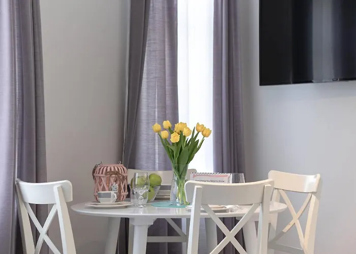 Kalamehe Modern 2 Near Center